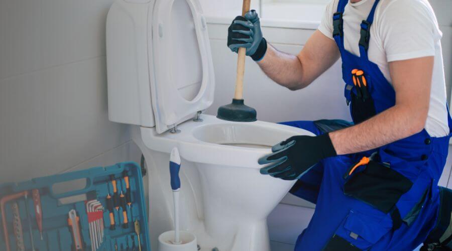 Professional water heater repair in Shawnee, KS